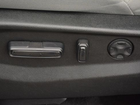 Used 2022 Honda CR-V EX image 8