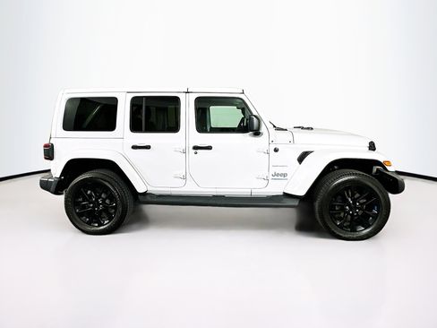 Used 2023 Jeep Wrangler Sahara w/ Cold Weather Group image 10
