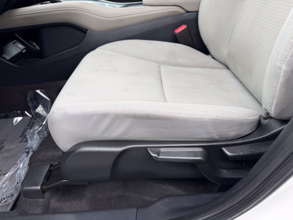 Used 2021 Honda HR-V LX image 13