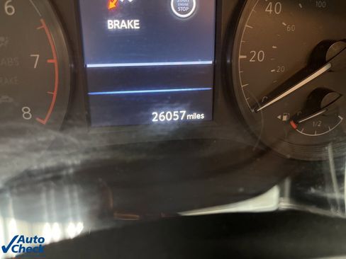 Used 2024 Nissan Altima 2.5 S image 11