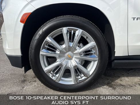 Used 2024 Chevrolet Tahoe High Country image 11