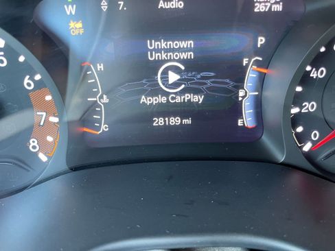 Used 2025 Jeep Compass Limited image 40