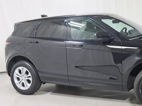Used 2020 Land Rover Range Rover Evoque S image 3