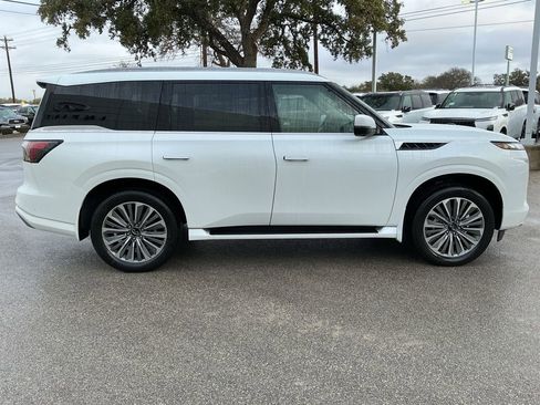 New 2026 INFINITI QX80 Luxe w/ Cargo Package AWD/4WD image 4