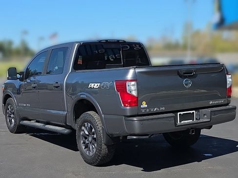 Used 2018 Nissan Titan PRO-4X AWD/4WD image 3