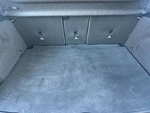 Used 2025 Mercedes-Benz GLA 250 4MATIC image 19