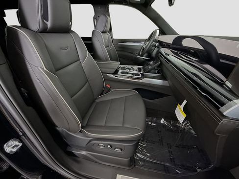 New 2026 Cadillac Escalade Sport w/ Touring Package AWD/4WD image 31