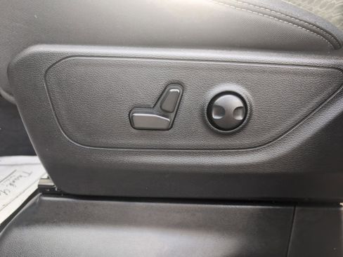 Used 2025 RAM 1500 Big Horn image 26