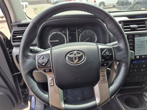 Used 2023 Toyota 4Runner Limited AWD/4WD image 9