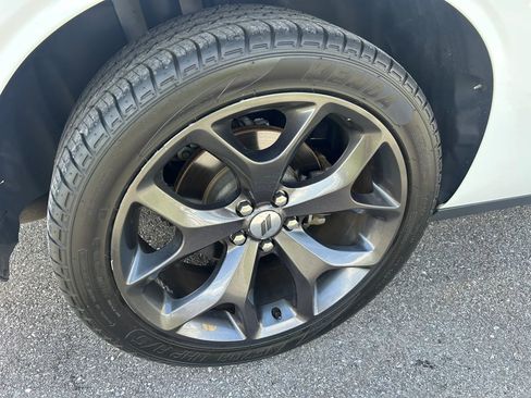 Used 2018 Dodge Challenger SXT Plus RWD image 5
