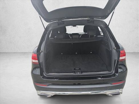 Used 2017 Mercedes-Benz GLC 300 image 7