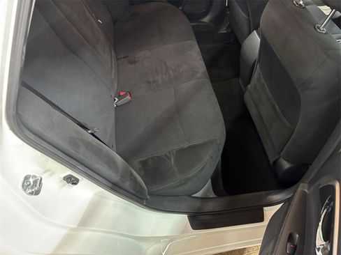Used 2014 Nissan Altima 2.5 SV image 16