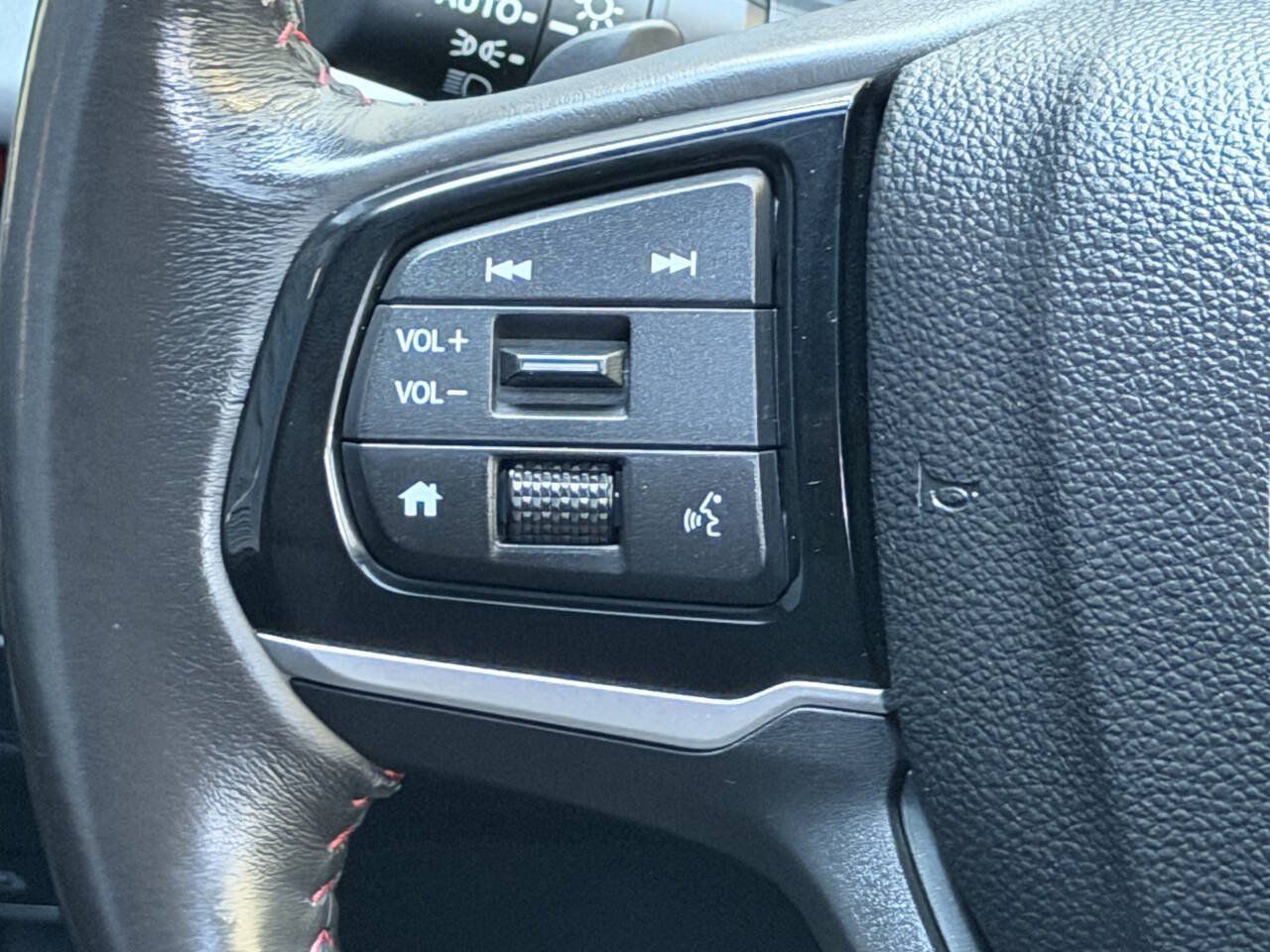 Used 2025 Honda Odyssey Sport-L image 24