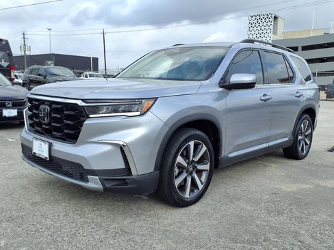 Used 2023 Honda Pilot Touring image 22
