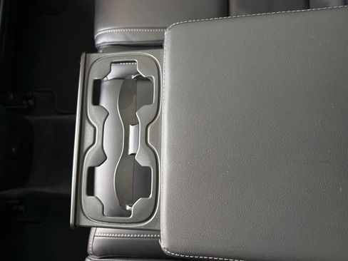 Used 2023 Volvo XC60 B5 Ultimate image 62