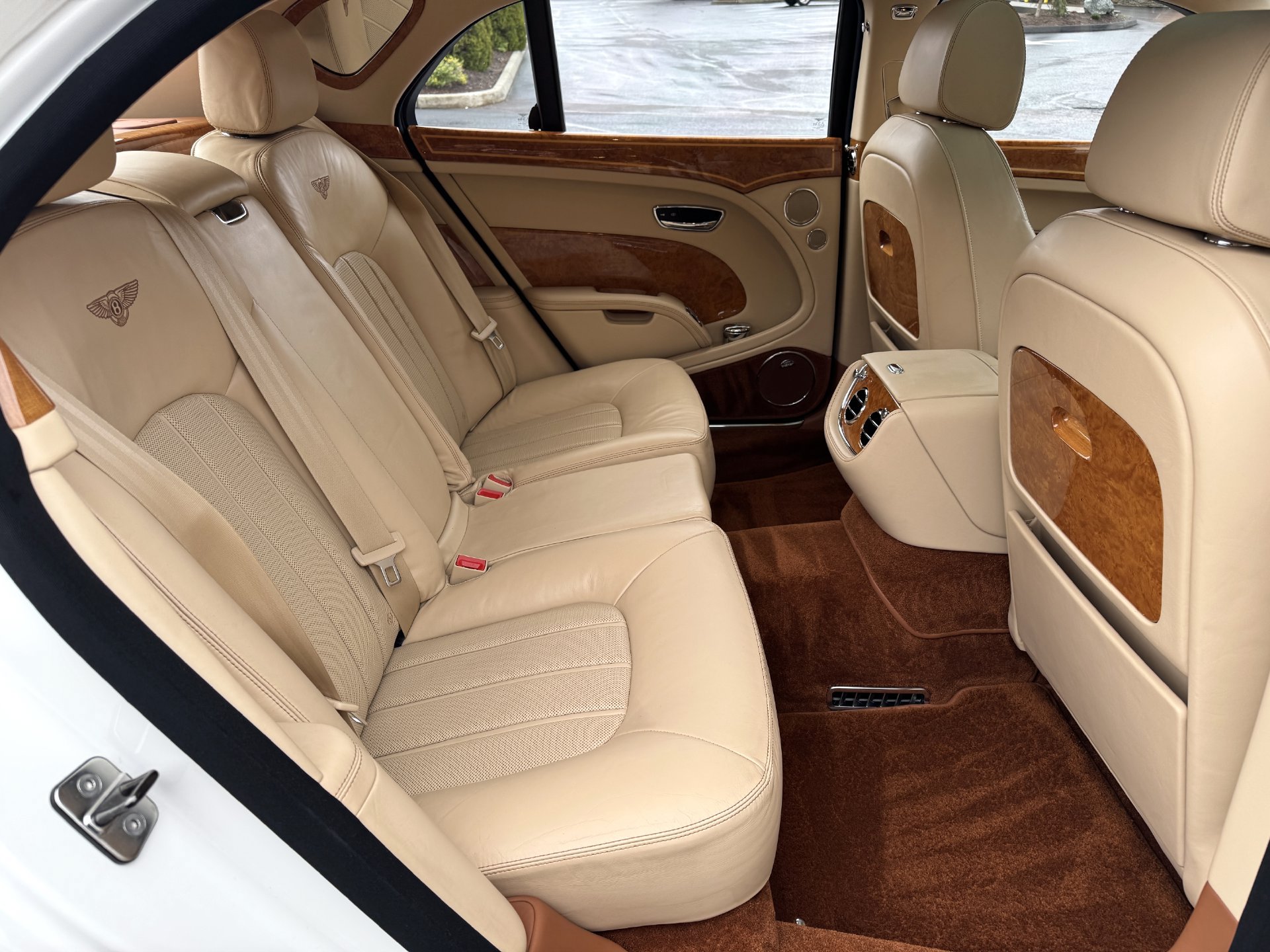 Used 2013 Bentley Mulsanne RWD image 32