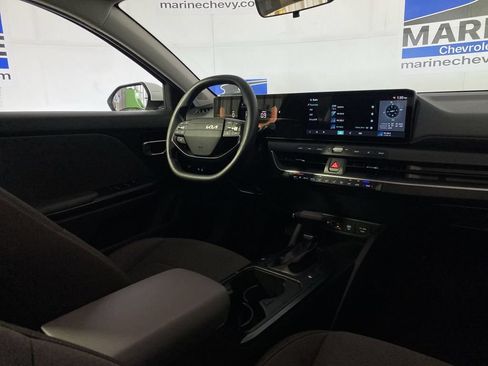 Used 2025 Kia K4 FWD image 26