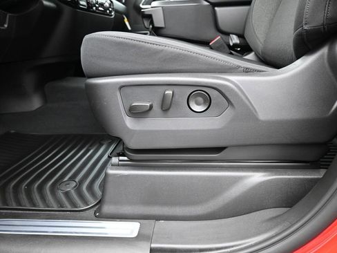 New 2026 GMC Sierra 1500 Elevation image 8