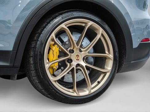 Used 2023 Porsche Cayenne Turbo GT image 75