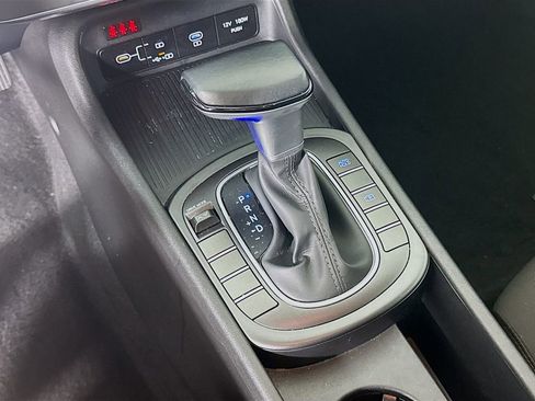 Certified 2025 Hyundai Kona SEL image 17