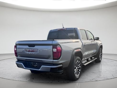 Used 2025 GMC Canyon Denali AWD/4WD image 4