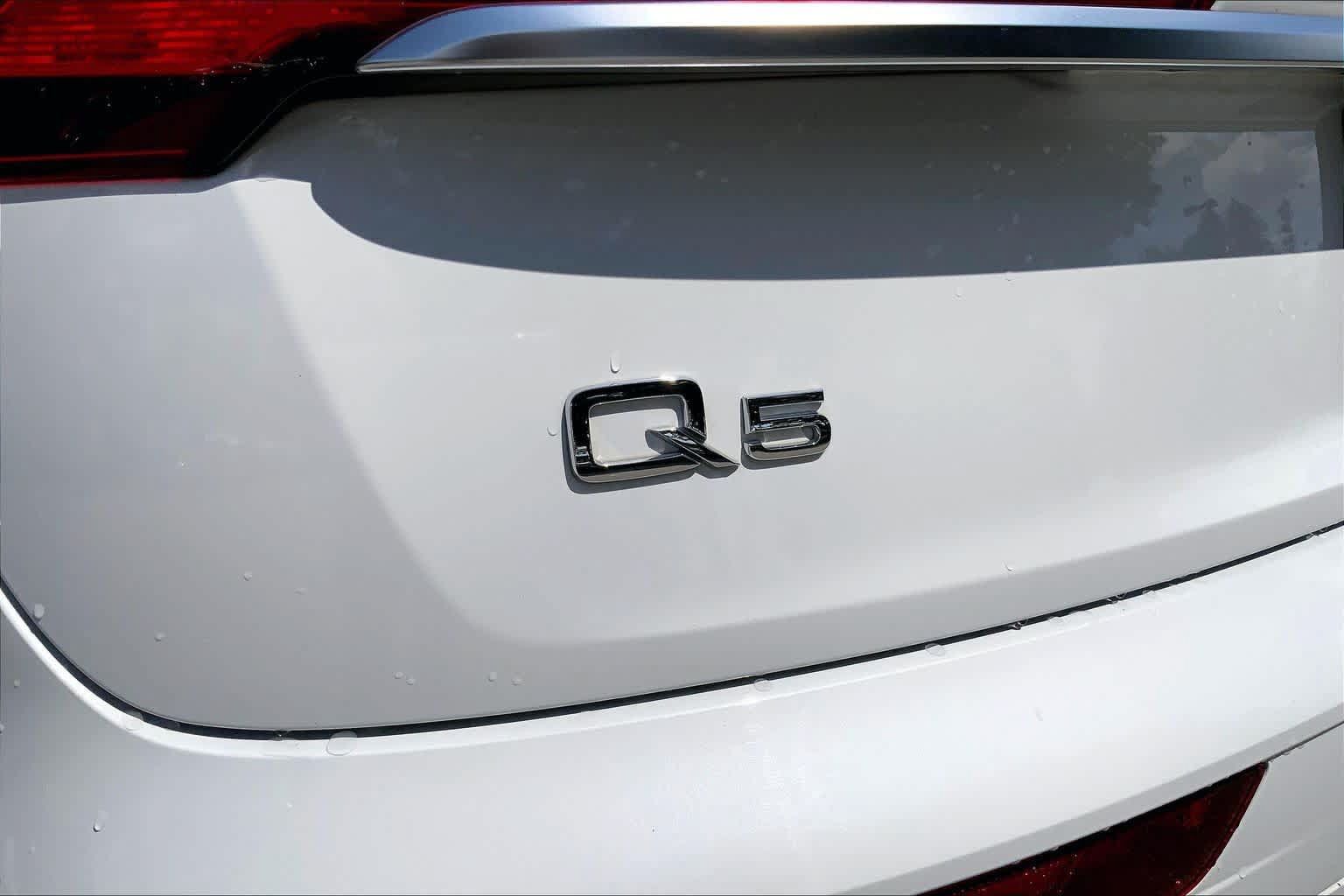 Used 2024 Audi Q5 2.0T Premium w/ Convenience Package AWD/4WD image 10
