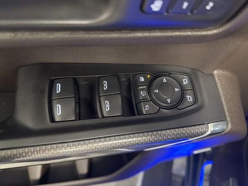Used 2020 GMC Sierra 3500 Denali w/ Denali Ultimate Package AWD/4WD image 13