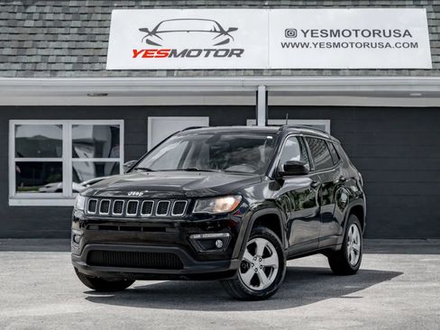 Used 2019 Jeep Compass Latitude AWD/4WD image 1