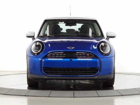 New 2025 MINI Cooper S image 2