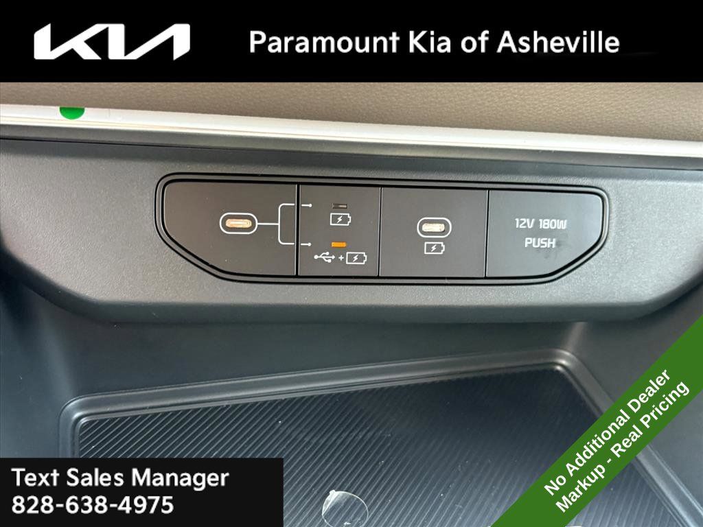 New 2027 Kia Carnival FWD image 28