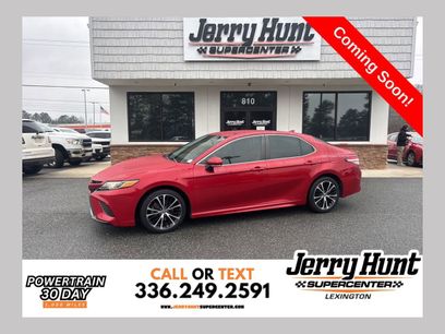 Used 2020 Toyota Camry SE w/ Convenience Package