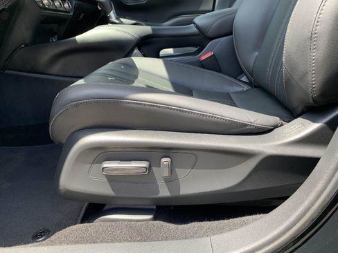 Certified 2025 Honda HR-V EX-L image 35