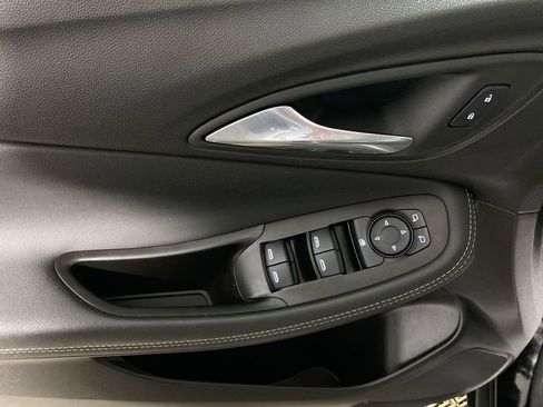 Used 2023 Buick Encore GX Preferred image 13