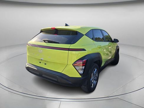 Used 2024 Hyundai Kona SE image 5