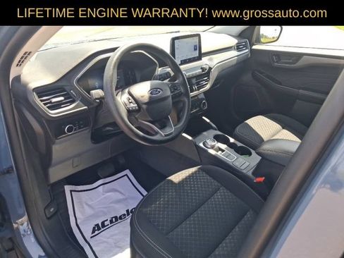 Used 2025 Ford Escape Active AWD/4WD image 22
