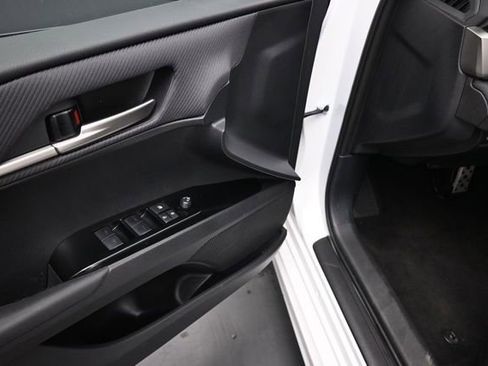 Used 2026 Toyota Camry SE FWD image 15