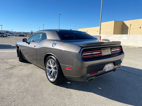 Used 2020 Dodge Challenger GT image 5