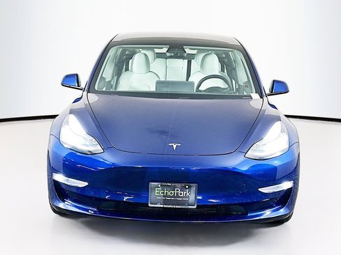 Used 2021 Tesla Model 3 Long Range AWD/4WD image 2