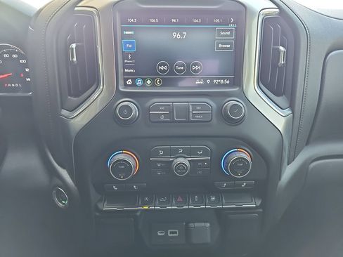 Certified 2021 Chevrolet Silverado 1500 LT w/ Bed Protection Package AWD/4WD image 24