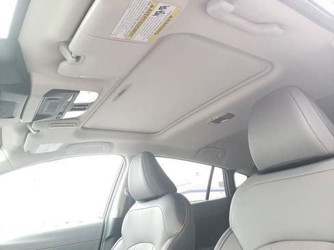 Used 2025 Subaru Crosstrek 2.5i Limited image 16