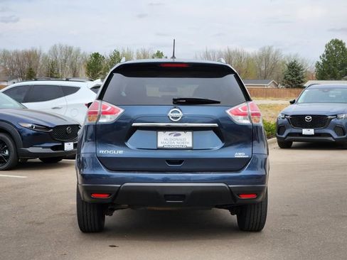 Used 2016 Nissan Rogue S w/ Appearance Package image 11