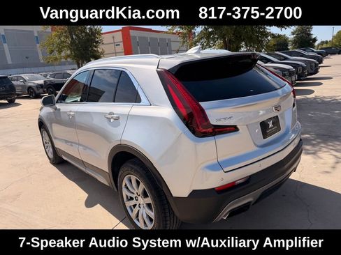 Used 2020 Cadillac XT4 Premium Luxury FWD image 2