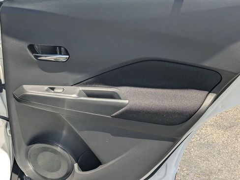 Certified 2024 Nissan Kicks SV FWD image 15
