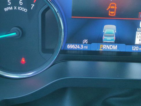 Used 2024 Ford Expedition Limited image 22