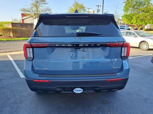 New 2026 Ford Explorer Active image 5