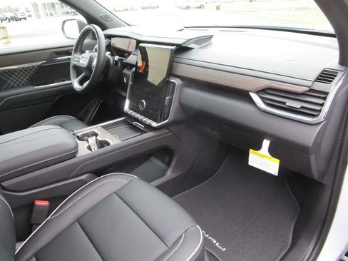 New 2026 GMC Acadia Denali image 36