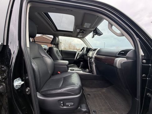 Used 2021 Toyota 4Runner Limited image 30