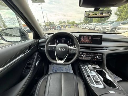 Used 2025 INFINITI QX60 Luxe w/ Vision Package AWD/4WD image 9
