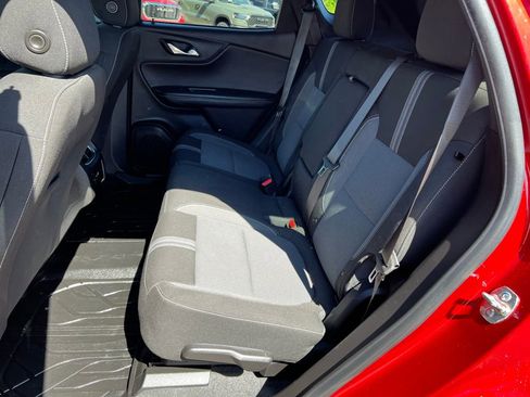 Used 2024 Chevrolet Blazer LT w/ Convenience Package FWD image 23