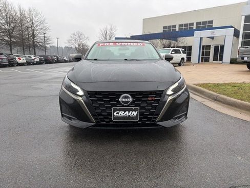 Used 2025 Nissan Altima 2.5 SR image 2